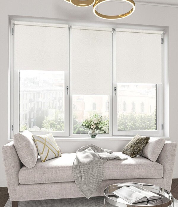 Рулонные шторы Legrand Бриз 140x175 (снежно-белый)